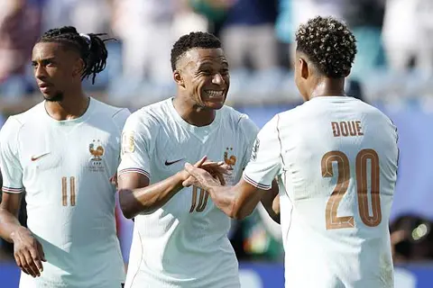 دقيقة بدقيقة.. فرنسا 2-0 المغرب.. (فرصة ضائعة ) ربع نهائي كأس العالم (صور)